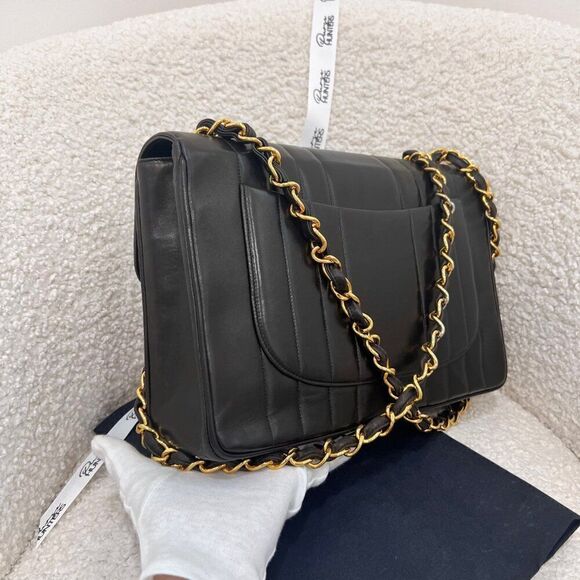 100% Authentic CHANEL Vintage Jumbo XL Single Flap Vertical Quilt Flap Bag - Picture 3 of 14